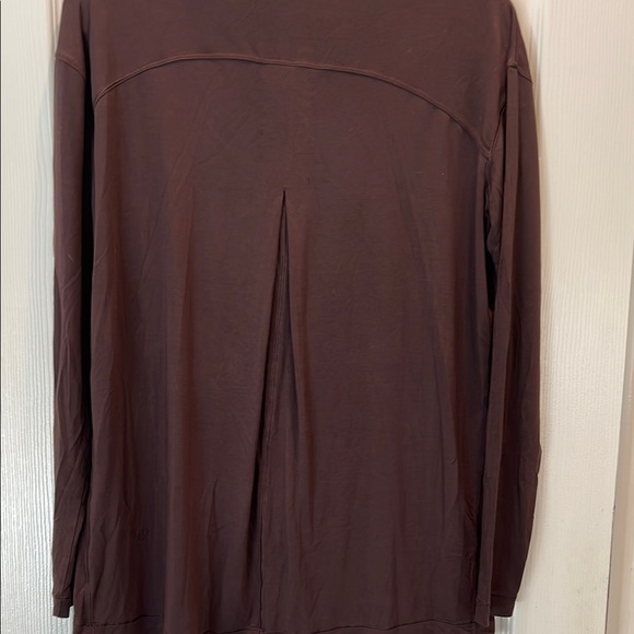 Lululemon Women's Brown Long Sleeve Top - Picture 4 of 7